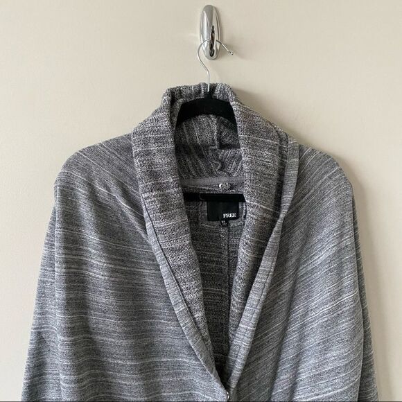 Aritiza “Wilfred” Rousseau Heather Grey Cardigan - Picture 7 of 10